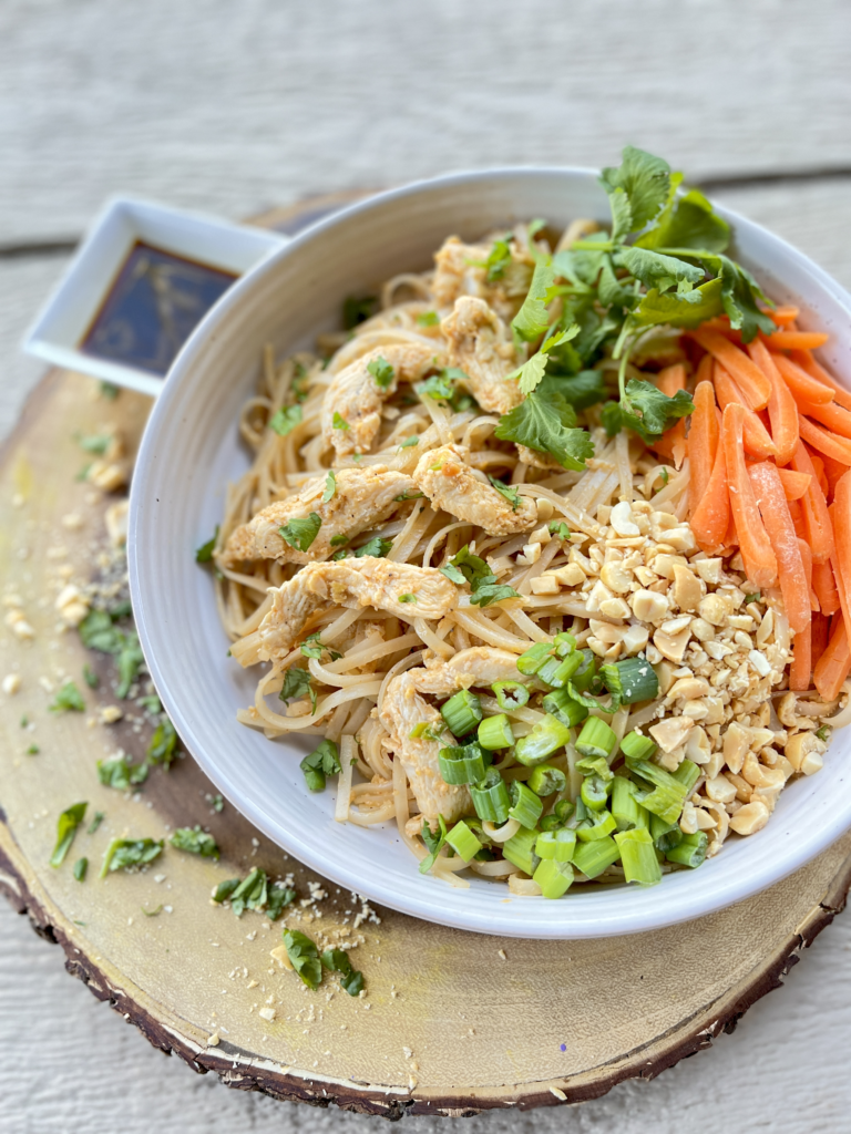 Healthy Chicken Pad Thai (with substitutions!) - Knead the Recipe